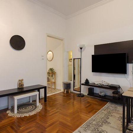 Classic And Modern Apartment In 雅典 外观 照片