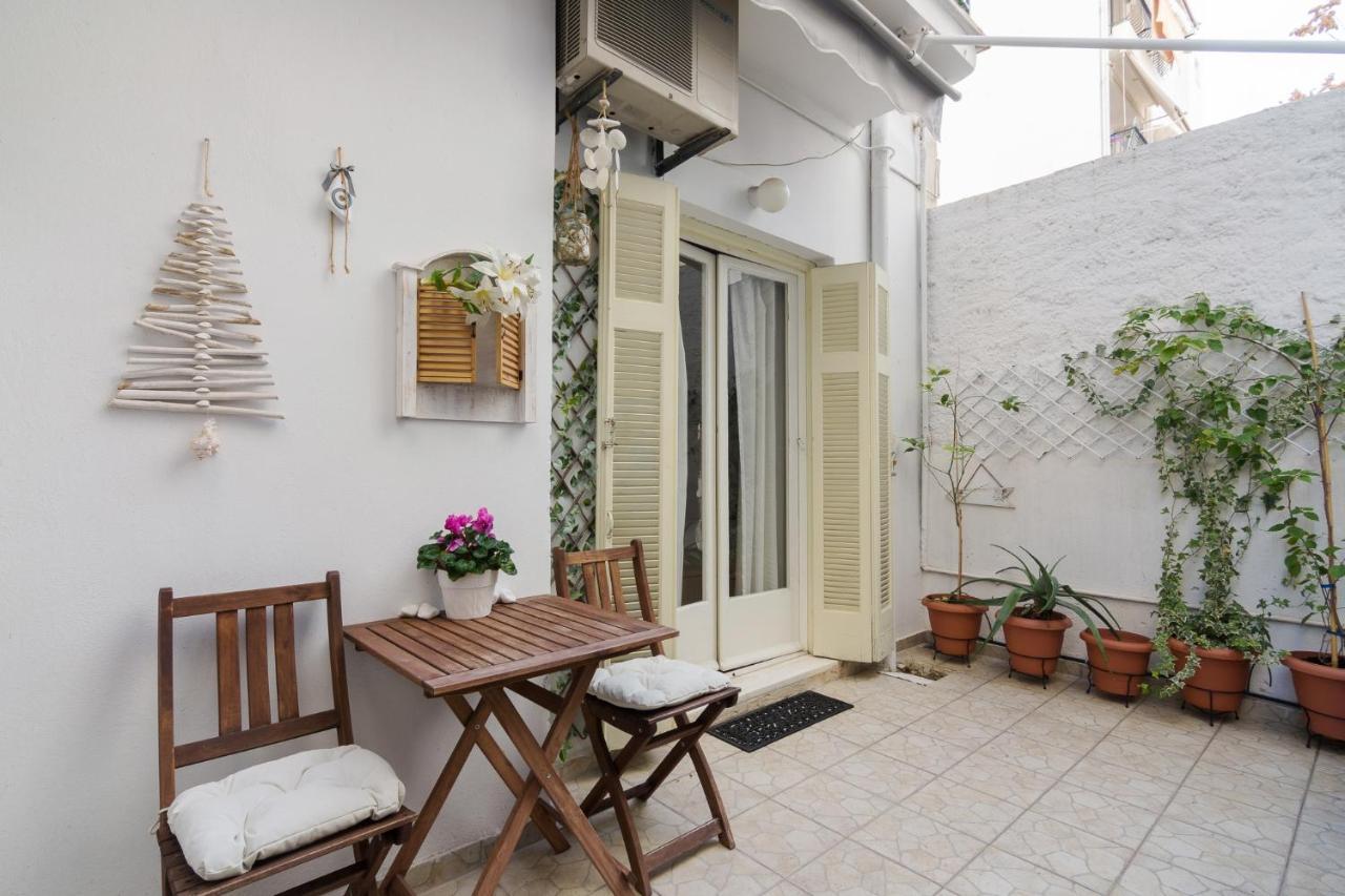 Classic And Modern Apartment In 雅典 外观 照片